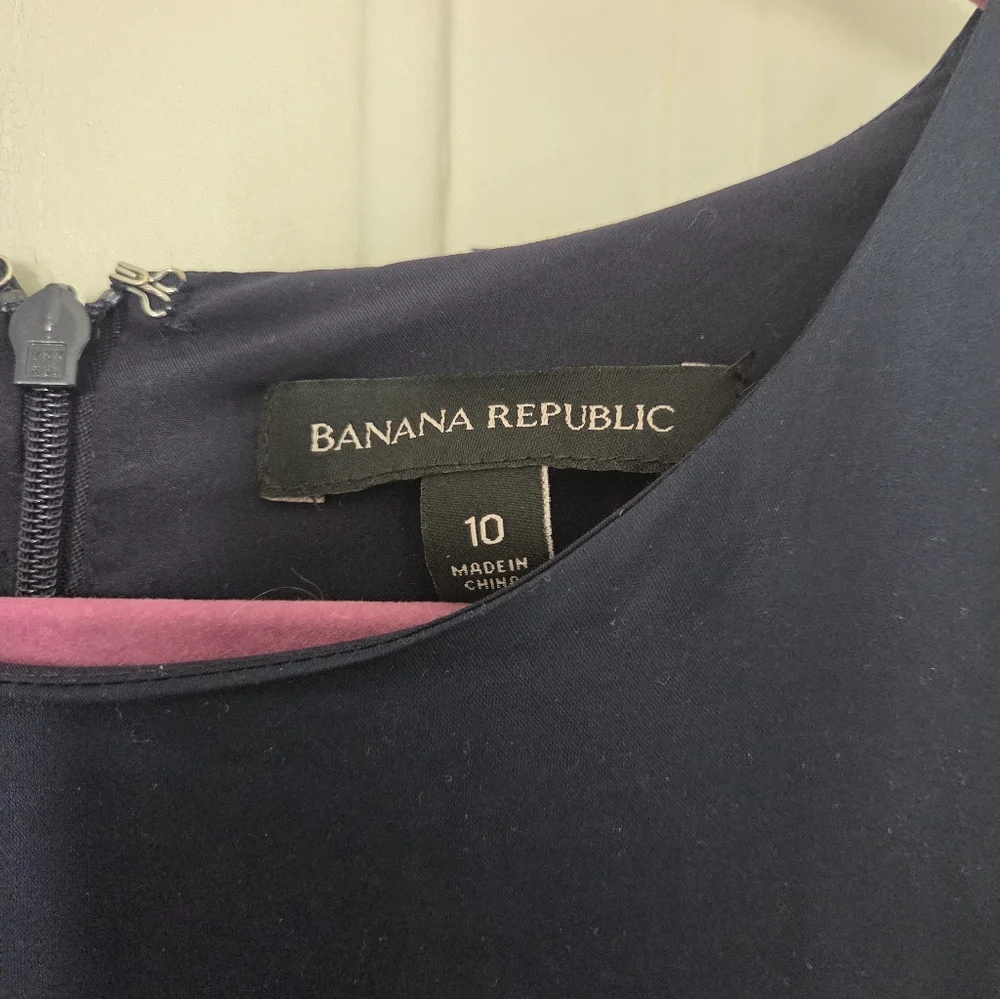 Banana Republic Paneled Maxi Dress - Picture 3 of 11